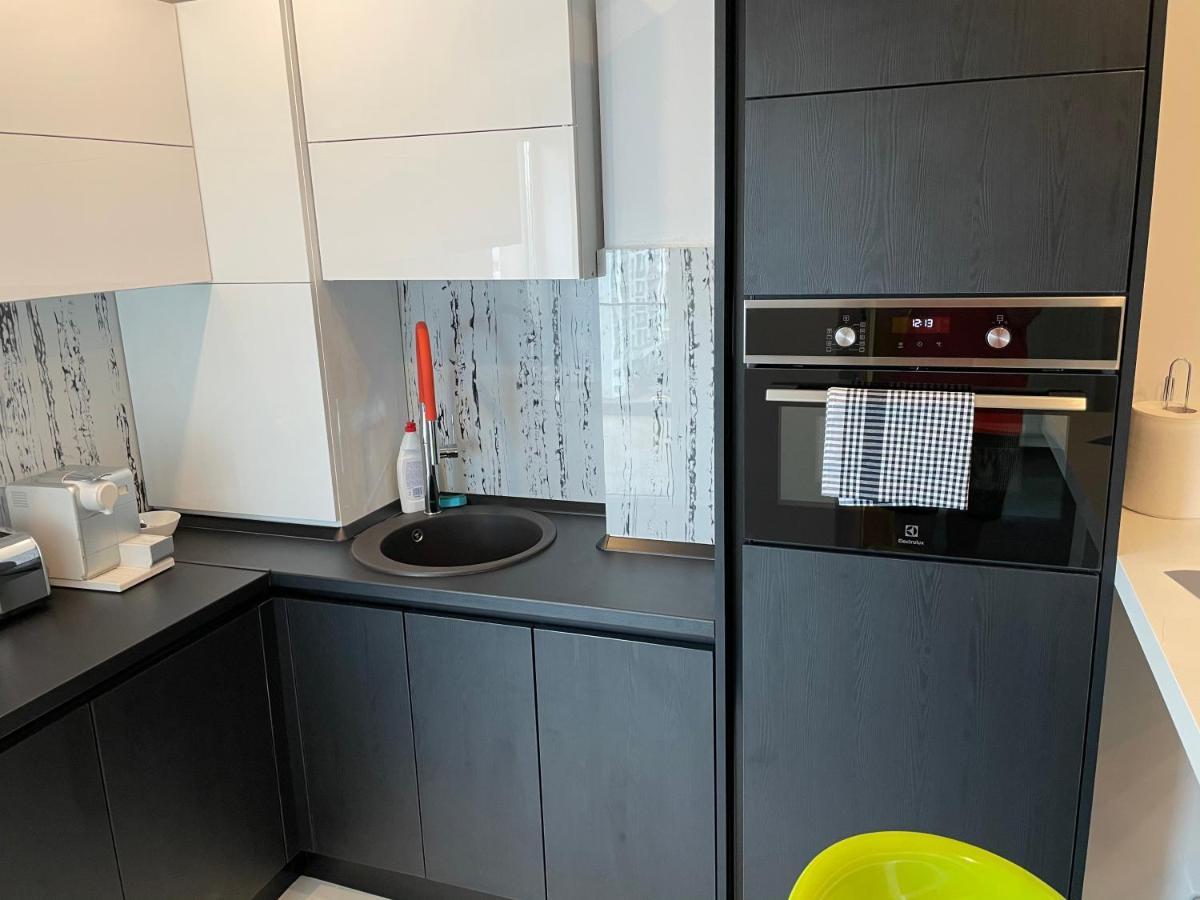 Fancy Westpark 2 Residence Lakeview W7 布加勒斯特 外观 照片