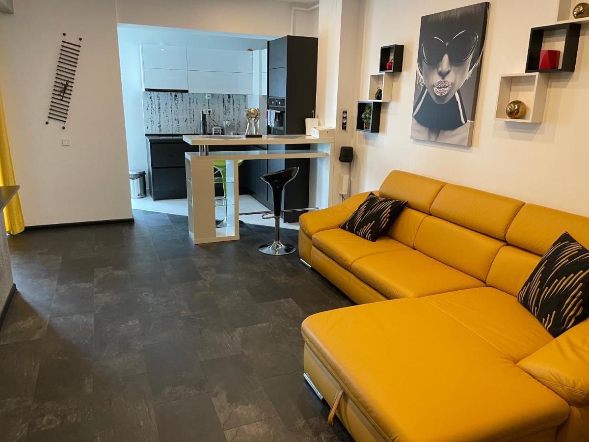 Fancy Westpark 2 Residence Lakeview W7 布加勒斯特 外观 照片